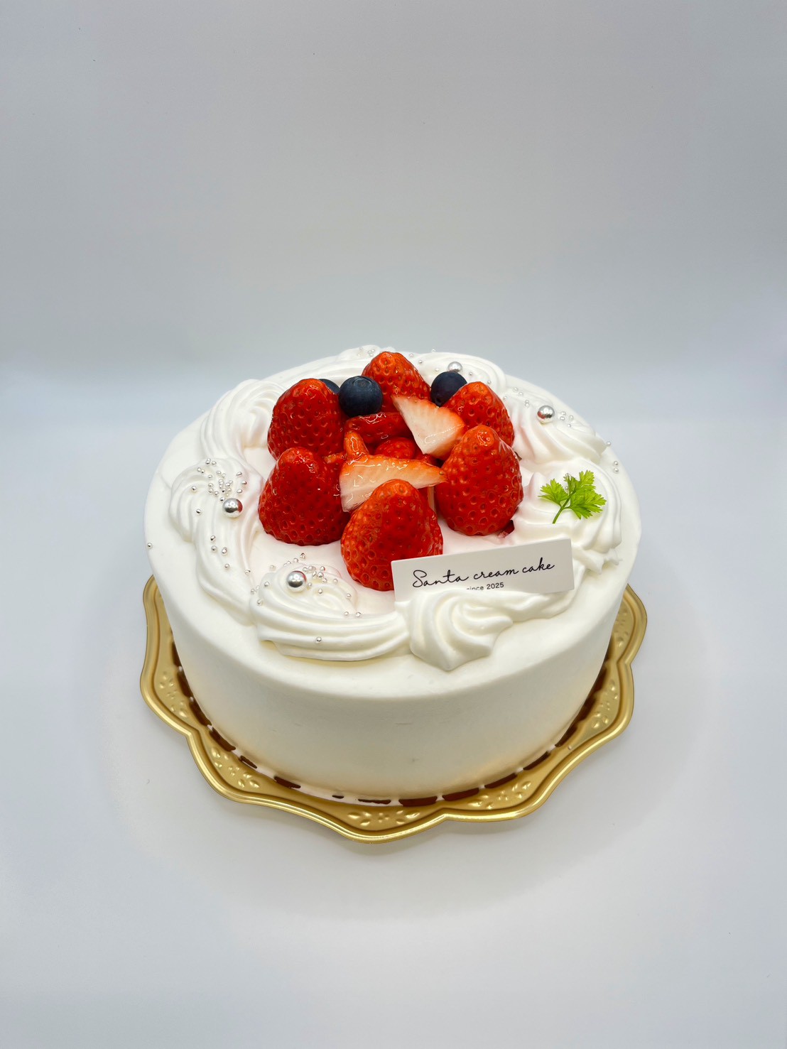 ホールケーキご予約受付中